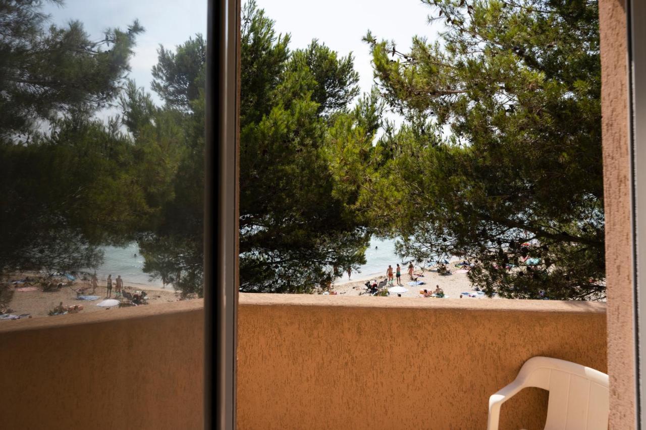 Le Pescadou Aparthotel Martigues Exterior foto